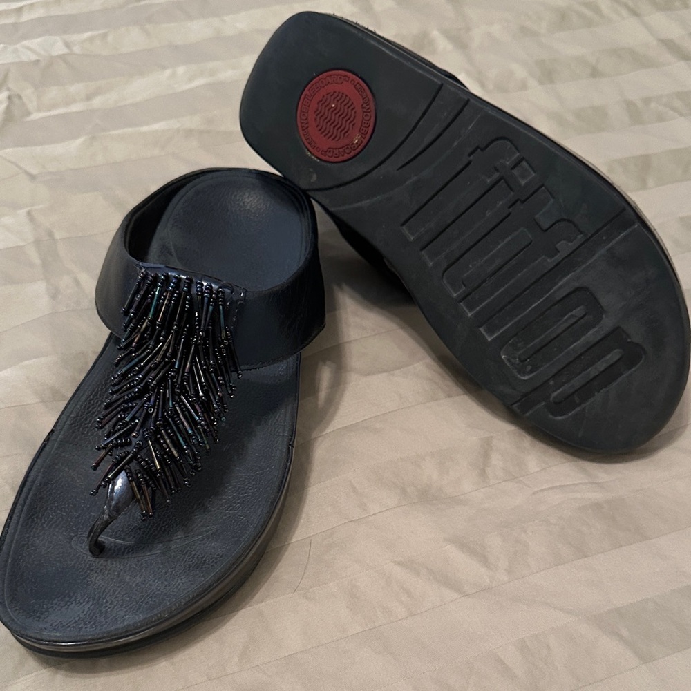 Elegant Navy Beaded Women's FitFlop Sandals - Picture 2 of 3